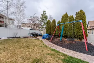8026 S Cricket Ln W, West Jordan, UT 84081 - Photo 34