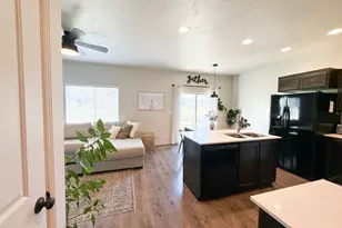 672 N 2560 E, Spanish Fork, UT 84660 - Photo 4