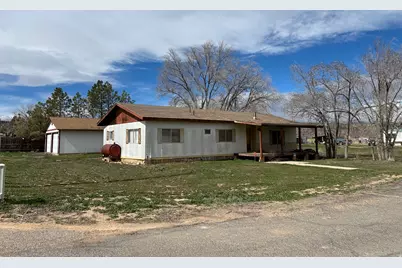 15 N 450 E, Escalante, UT 84726 - Photo 2