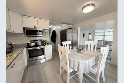 4323 W Sunnyvale Dr, West Valley, UT 84120 - Photo 12