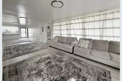 4323 W Sunnyvale Dr, West Valley, UT 84120 - Photo 8