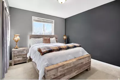 922 W 2100 S, Woods Cross, UT 84087 - Photo 12
