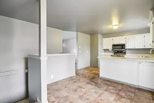 10941 S Mill Canyon Dr, Sandy, UT 84094 - Photo 12