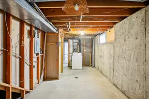 10941 S Mill Canyon Dr, Sandy, UT 84094 - Photo 32