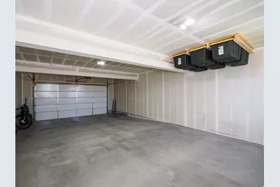 699 E Ryegrass Dr N, Eagle Mountain, UT 84005 - Photo 18