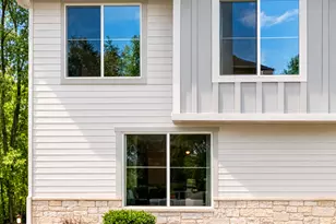 615 S Plum Creek Ln E, Ogden, UT 84404 - Photo 1