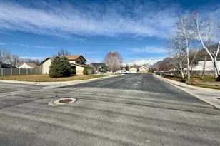 827 N 960 W, Pleasant Grove, UT 84062 - Photo 36