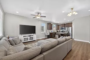 412 W McClellan Ct, Provo, UT 84601 - Photo 2