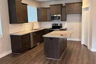 412 W McClellan Ct, Provo, UT 84601 - Photo 2