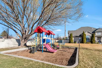 178 S 920 E, American Fork, UT 84003 - Photo 32