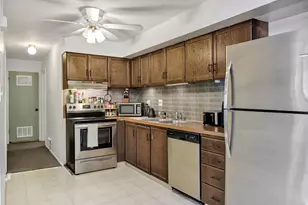 240 E 400 N, Logan, UT 84321 - Photo 8