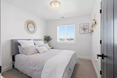 724 W 50 N, Hyrum, UT 84319 - Photo 26