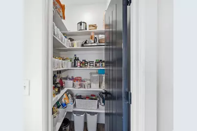 724 W 50 N, Hyrum, UT 84319 - Photo 18