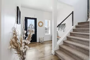 724 W 50 N, Hyrum, UT 84319 - Photo 2