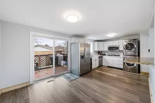 140 W 8710 S, Sandy, UT 84070 - Photo 10