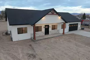 170 N 100 W, Centerfield, UT 84622 - Photo 2