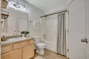 325 W 700 N, Salt Lake City, UT 84103 - Photo 12