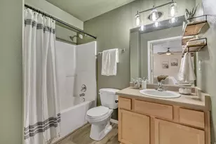 325 W 700 N, Salt Lake City, UT 84103 - Photo 18