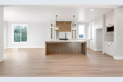 82 E 1900 S, Payson, UT 84651 - Photo 14