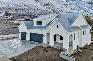 82 E 1900 S, Payson, UT 84651 - Photo 1