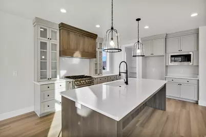 82 E 1900 S, Payson, UT 84651 - Photo 14