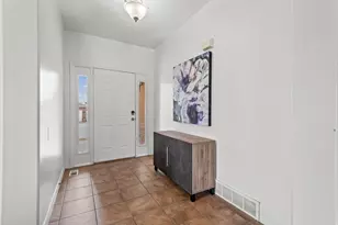 6262 W Imperial Oak Dr, West Jordan, UT 84081 - Photo 6