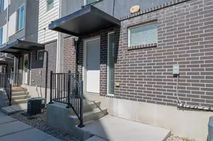 75 E Hamblin Ln, Clearfield, UT 84015 - Photo 6