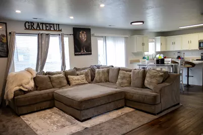 74 S 1100 W, Springville, UT 84663 - Photo 4