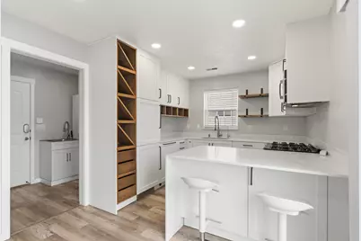 2303 E Hawthorne St, Saratoga Springs, UT 84043 - Photo 4