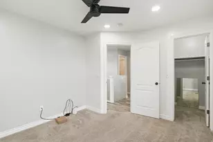 2303 E Hawthorne St, Lehi, UT 84043 - Photo 12