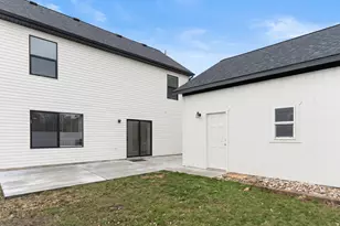 2303 E Hawthorne St, Lehi, UT 84043 - Photo 18