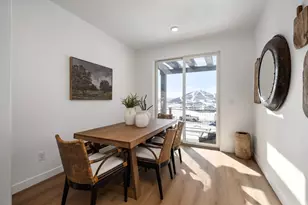 2071 W Pinnacle Ln, Heber City, UT 84032 - Photo 8