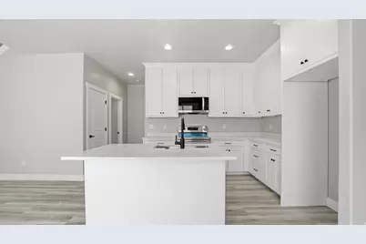 1068 S 1150 W, Payson, UT 84651 - Photo 4