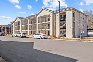 64 W 600 S, Springville, UT 84663 - Photo 2