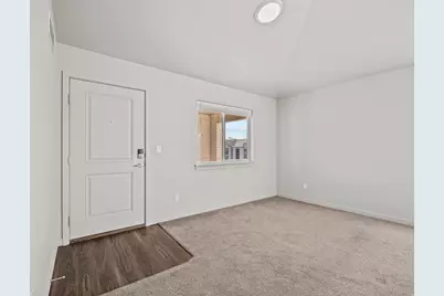 64 W 600 S #C301, Springville, UT 84663 - Photo 4