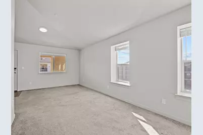 64 W 600 S #C301, Springville, UT 84663 - Photo 8