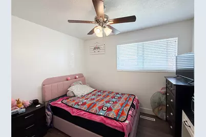 5774 S 2200 W, Roy, UT 84067 - Photo 8