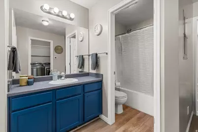 628 W Creek Bluff Cv, Sandy, UT 84070 - Photo 20