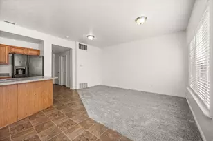 259 E Sunshine Dr, Saratoga Springs, UT 84045 - Photo 8