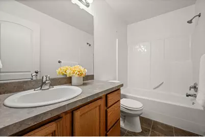 259 E Sunshine Dr, Saratoga Springs, UT 84045 - Photo 20
