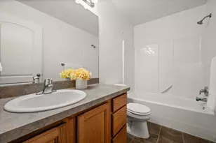 259 E Sunshine Dr, Saratoga Springs, UT 84045 - Photo 20