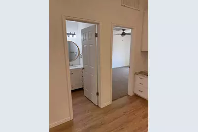 1050 E 500 S #8, Saint George, UT 84790 - Photo 12