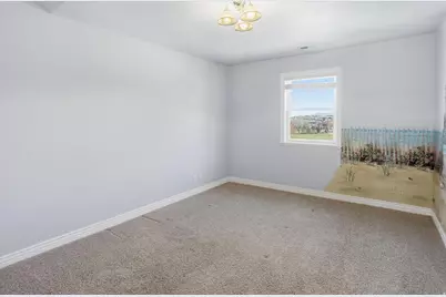 1335 E 2300 N, North Logan, UT 84341 - Photo 32