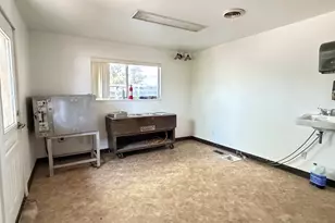 225 E Main St, Delta, UT 84624 - Photo 40