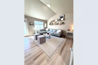 1612 E 925 S, Clearfield, UT 84015 - Photo 4