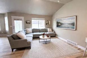 1612 E 925 S, Clearfield, UT 84015 - Photo 6