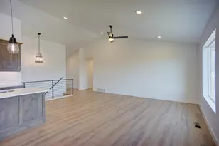 516 E Hetfield Dr, Grantsville, UT 84029 - Photo 4