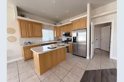 11956 S Dynamite Cir W, Herriman, UT 84096 - Photo 8