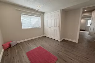 11956 S Dynamite Cir W, Herriman, UT 84096 - Photo 38
