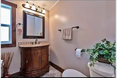 5092 S El Sendero Cir, Salt Lake City, UT 84117 - Photo 4